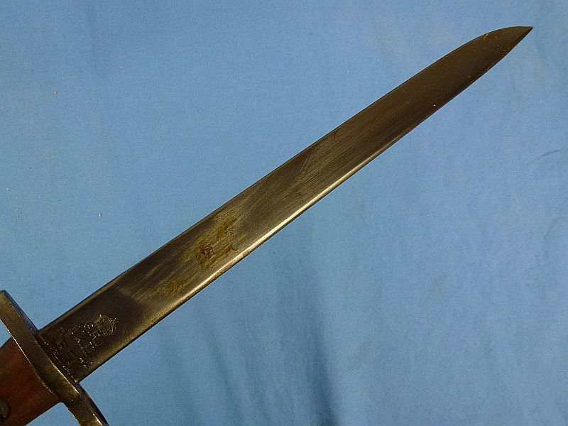 1942 Dated British MK II Bayonet by the Ishapore Rifle Factory in India - Image 4